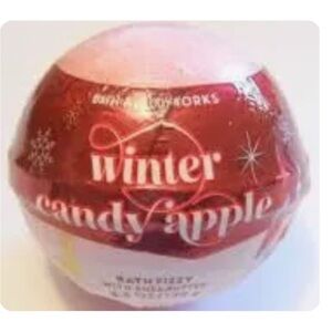 Bath & Body Works Bath Fizzy. Winter Candy Apple.